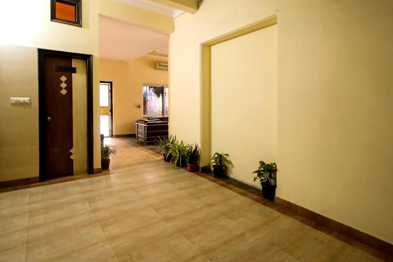 Oyo 8240 Maan Residency Hotel Gurgaon Buitenkant foto