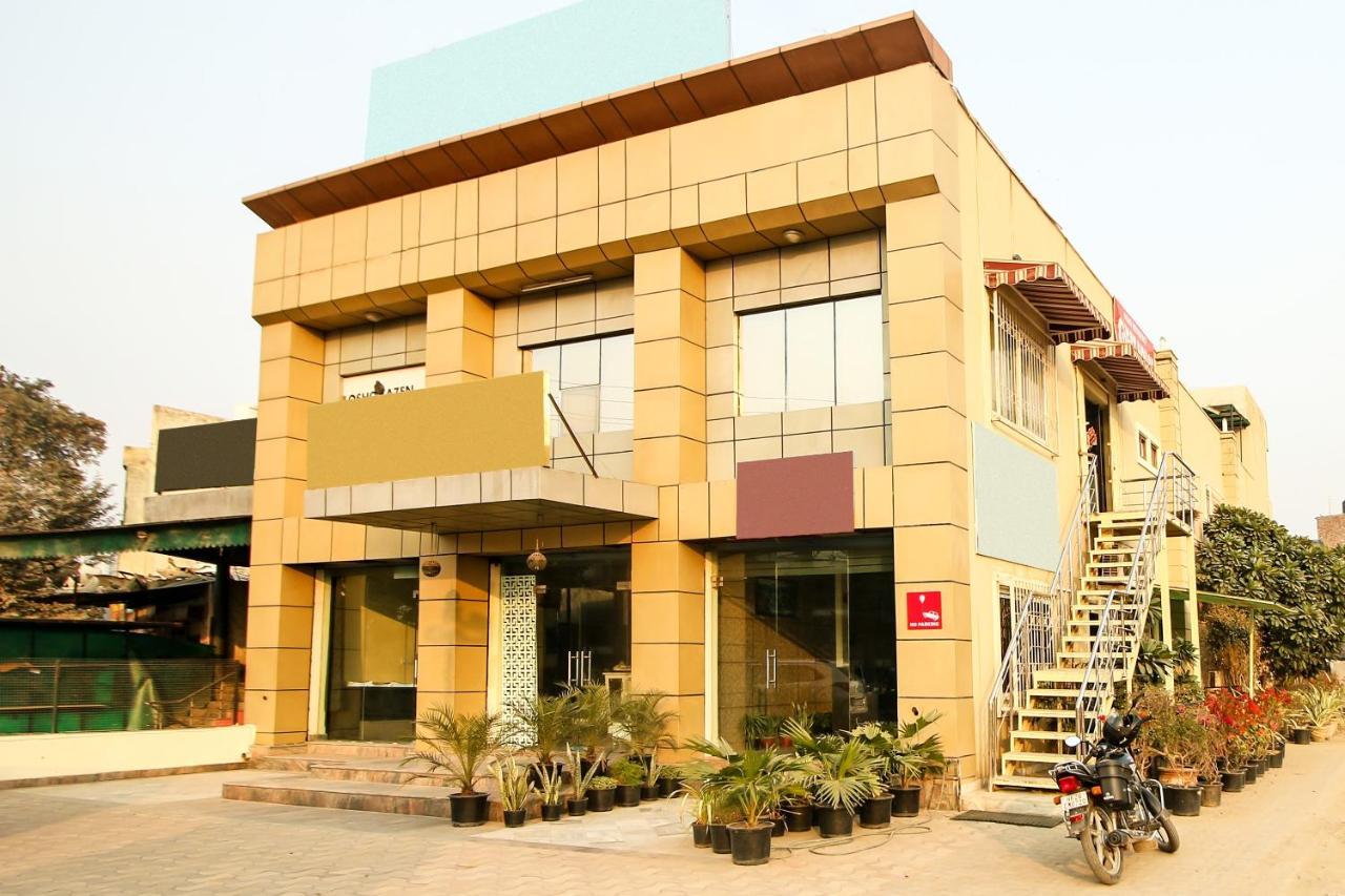 Oyo 8240 Maan Residency Hotel Gurgaon Buitenkant foto